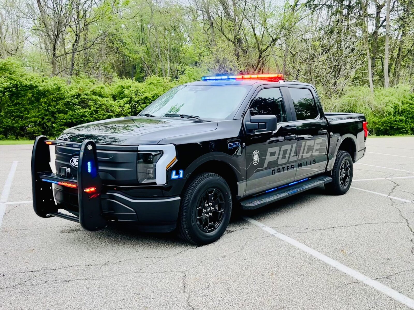 Gates Mills Police Respond to Accidental 911 Calls, Traffic Stop