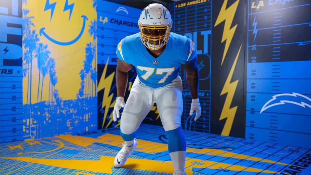 Browns Sign Chargers Guard Zion Johnson To Three-Year Deal