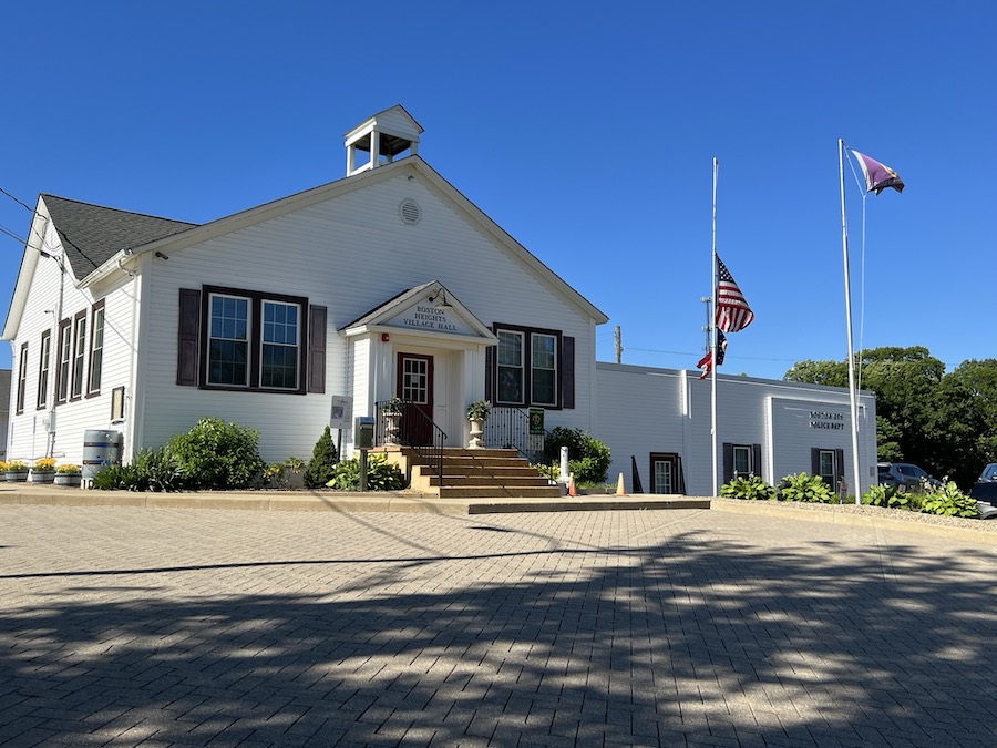 Help Wanted: Boston Heights Seeks Mechanic, Offers $34 Hourly Pay, and Provides Full Benefits